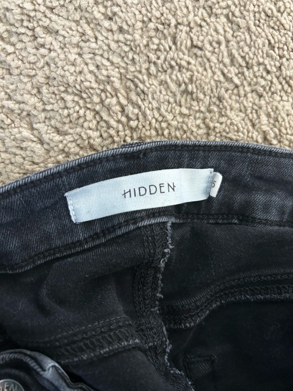Hidden jeans - Picture 4 of 4